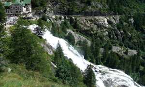 1024px Cascata del toce