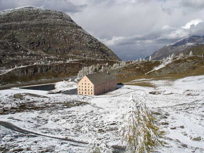 1024px Simplon Pass
