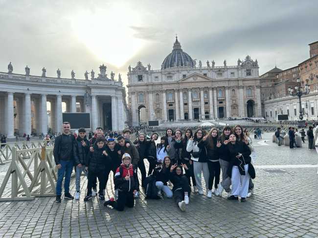 488709225 1247100307418807 4727618132465653566 n