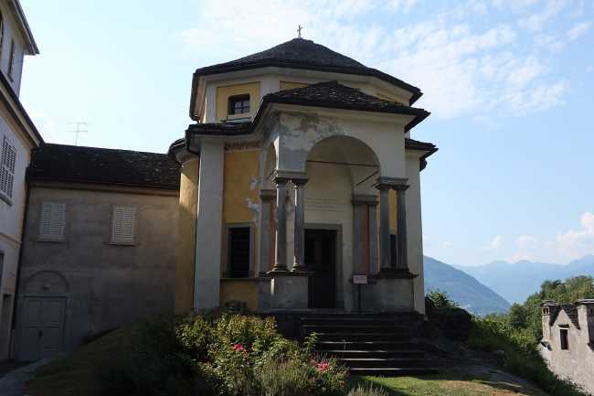 Sacro Monte Calvario Stazione X