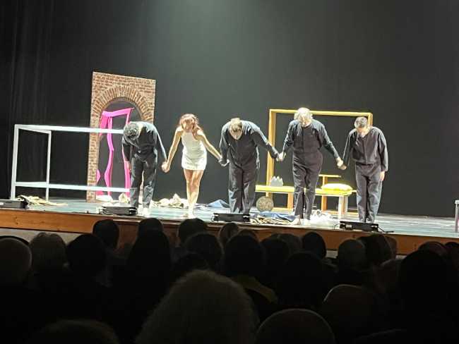 WhatsApp Image 2024 12 14 at 09.39.191