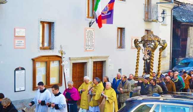 anzino giglio processione anotnio