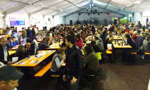 aprile varzese capannone pieno