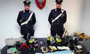 b carabinieri sequestro politano merce