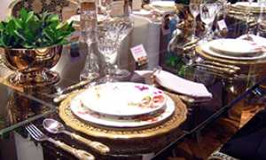 b cena tavola apparecchiata