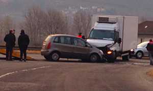 b incidente via piave frontale