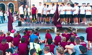 b juve domo presentazione piazza 16