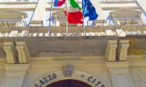 b municipio comune domo bandiere