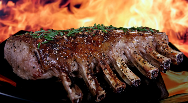 carne cervo griglia fuoco