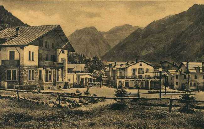 cartolina macugnaga Piazza impero