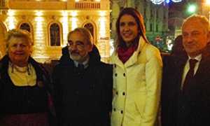 corta albero domo natale accensione