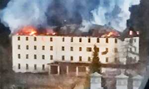 corta cervandone incendio fumo giorno