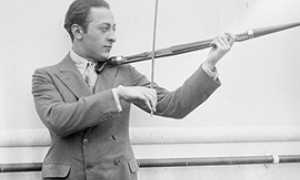 corta musicista violino bn