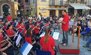 corta orchestra giovaninbanda mercato