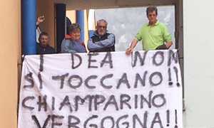 corto dea appeso