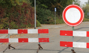 divieto strada chiusa