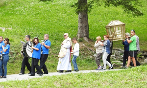 fesya maria bambina ceppo processione