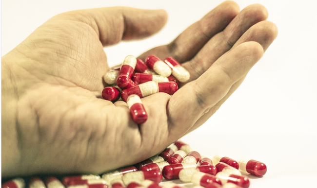 mano farmaci