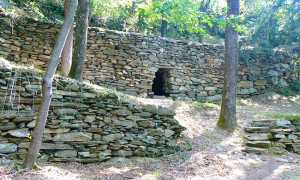 montecrestese megalitici menhir tomba