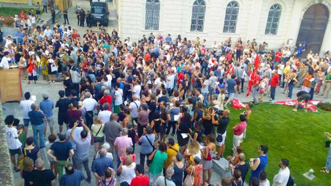 piazza balcone pizzi