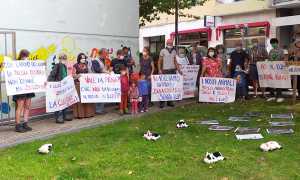 protesta lupi villa