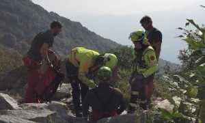 soccorso pausa uomini montagne