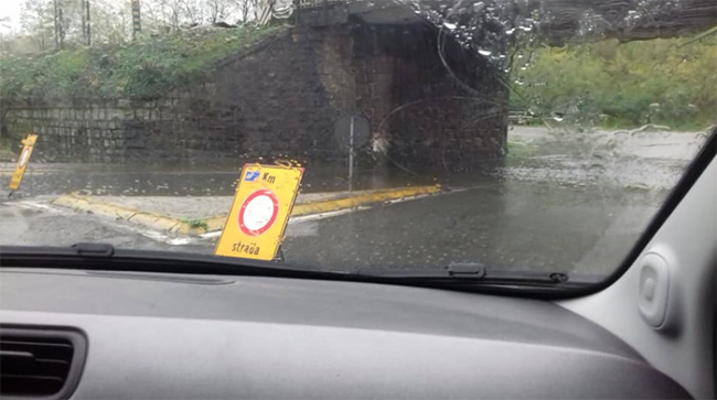 sottopasso premosello pioggia cruscotto