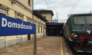 treno stazione domo