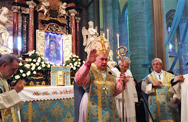 vescovo madonna re