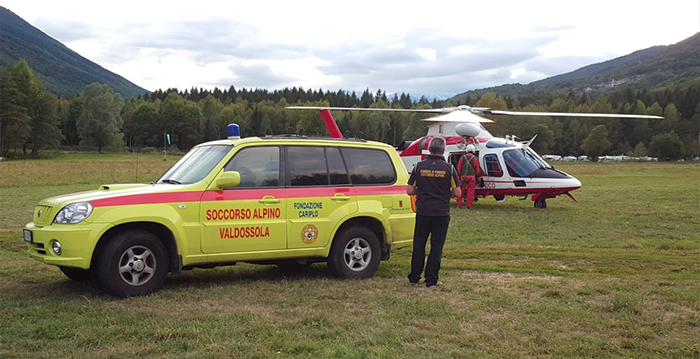 Escursionista in difficoltà recuperato in un alpeggio in Vigezzo dall'elicottero dei Vigili del fuoco