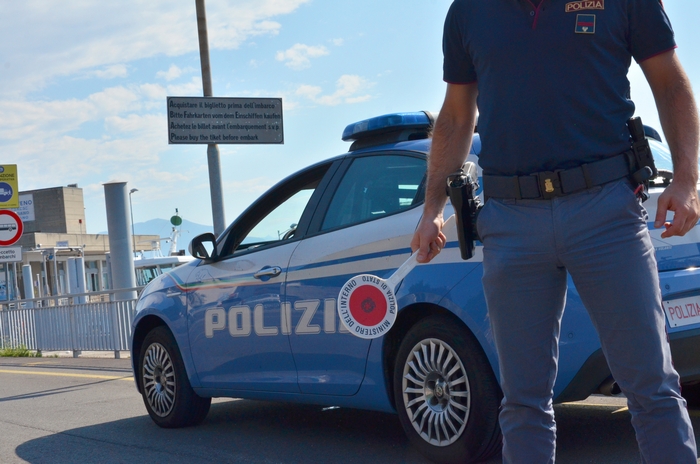 Aveva pestato due giovani fuori da un locale di Vogogna: il Questore gli vieta d’entrare in tutti i locali d’intrattenimento del Vco