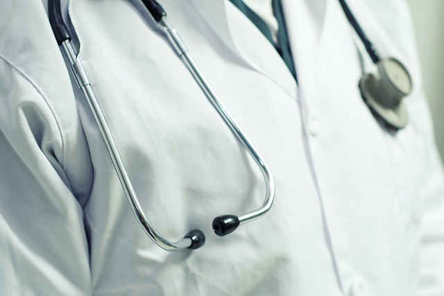 Medico stetoscopio