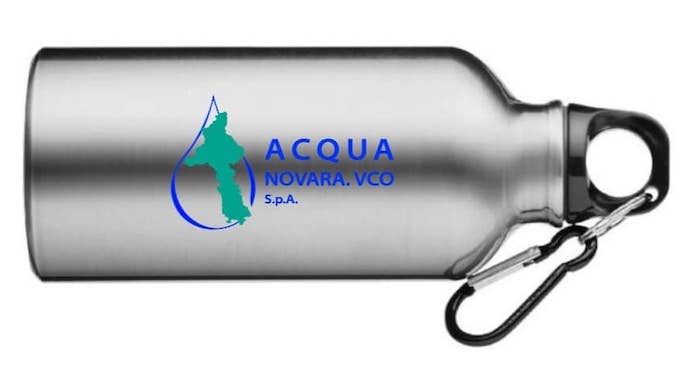 Borracce omaggio ai ragazzi di Pieve Vergonte 