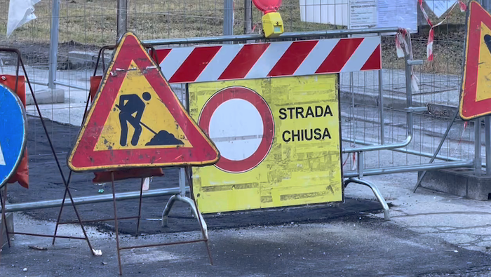 Domodossola: chiusura di piazza Cortesia e vie limitrofe per lavori alle reti