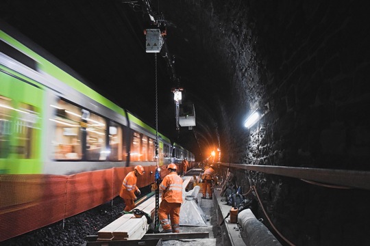 10 21 Scheiteltunnel Intensivphase 1