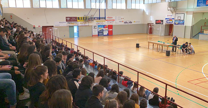 Coronavirus, la generosità degli studenti del Liceo Spezia: rinunciano al premio vinto e donano al San Biagio 1500 euro