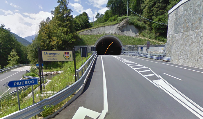 Galleria di Paiesco: due notti di senso unico, con la safety car