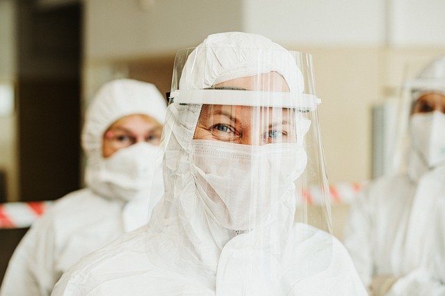 protective suit 5716753 640