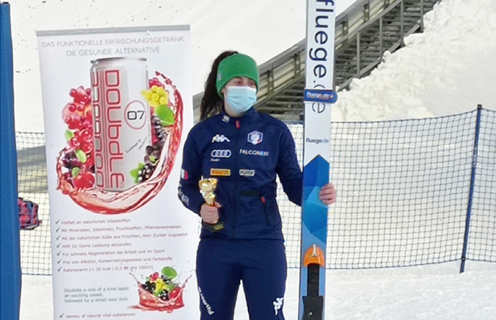 Ventesima Camilla Comazzi in Svezia nel salto con gli sci sul trampolino HS100