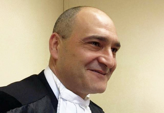 Nessuna corruzione, assolti l'ex giudice Carlo Crapanzano e gli altri 4 imputati. Condannato per l’abuso d’ufficio