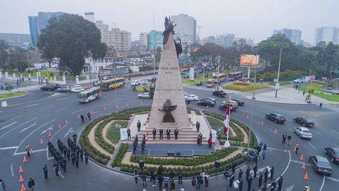 Perù: restaurato il monumento a Geo Chavez realizzato in granito ossolano - FOTO