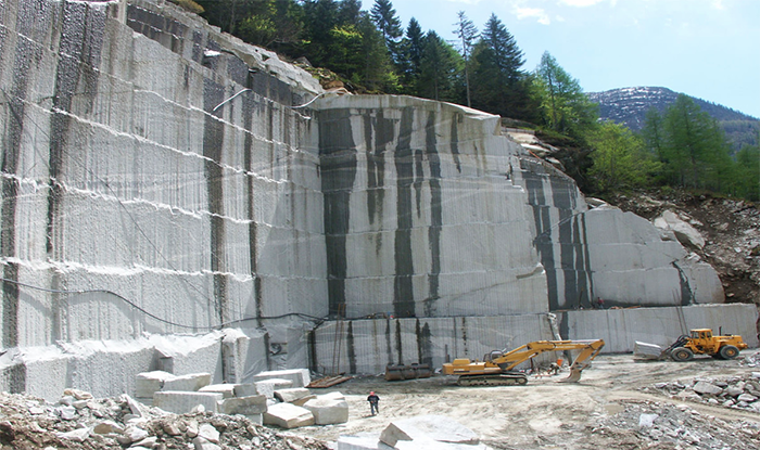 Dall Regione benefici alle attività operanti nel settore del lapideo e delle cave