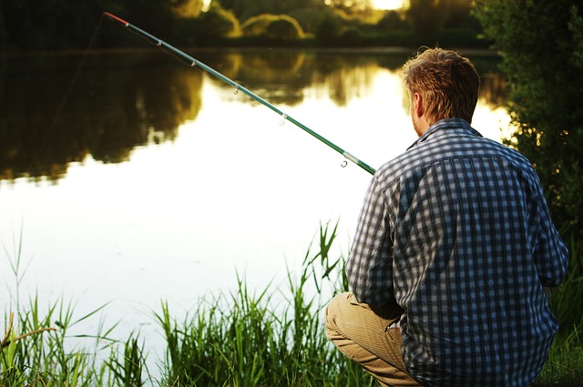 fishing 1331930 640