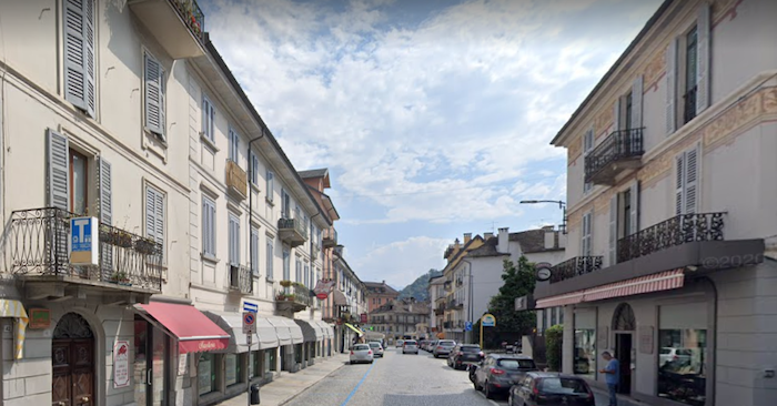 Continua la protesta dei commercianti di via Binda. In 41 firmano lettera al sindaco Pizzi