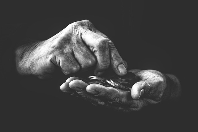 poverty 4561704 640