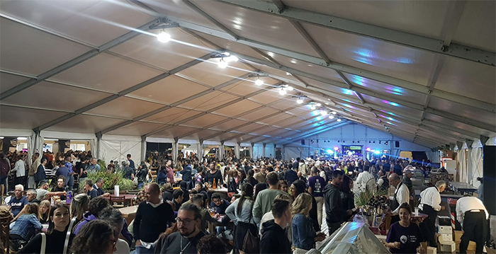 A Masera si celebra l'uva: Stramasera, giro enogastronomico e fuochi d'artificio