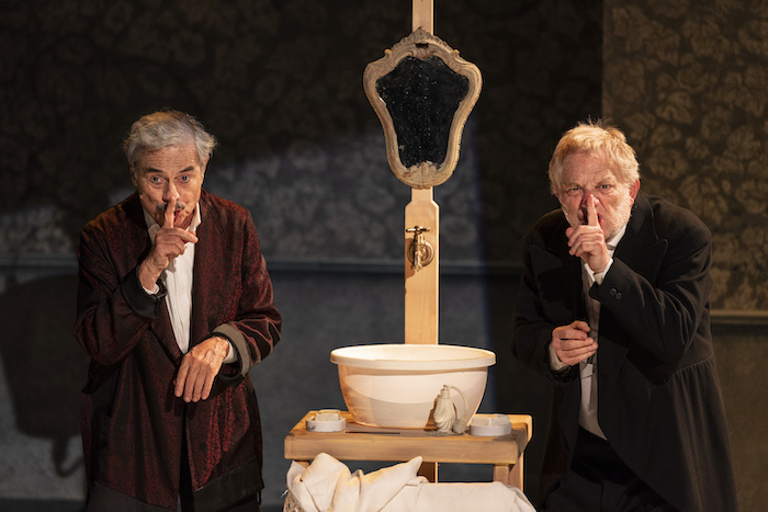 Alla Fabbrica di scena Massimo Dapporto e Antonello Fassari