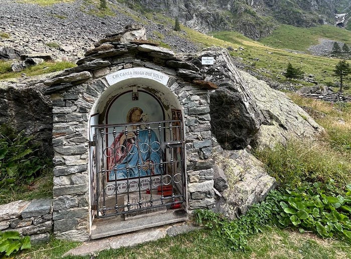 Festeggiati i trent'anni dalla ricostruzione della cappella del pian di Runchei 