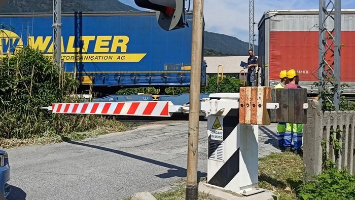 Passaggi a livello e sicurezza: nel 2013 un altro incidente ferroviario a Ornavasso