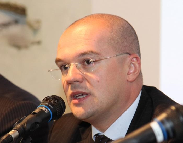 Borghi: "Nasce un governo sovranista guidato dall'estero. Vigileremo e costruiremo l'alternativa"